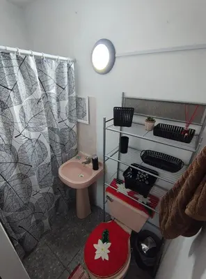 Un baño de Departamento Cri-Cri acogedor, bonito y ubicado