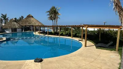 Piscina en o cerca de Escapada familiar, departamento para 8 con Club de Playa incluido