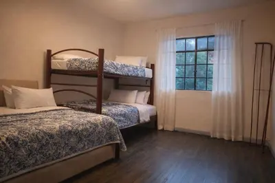 Cama o camas de una habitación en Casa Mexicaníssima 4BR, 4 to 12 guests Coyoacán, familias, grupos