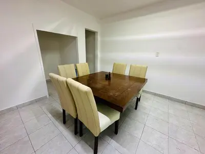 Plano de Casa grande con todos los servicios centrica