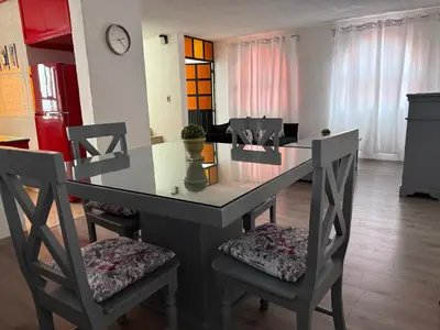 Zona de estar de Casa amplia, cómoda y céntrica