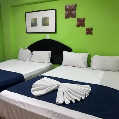 Hotel puerta de mar