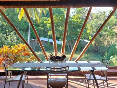 Un balcón o terraza de Hostal Roca Blanca