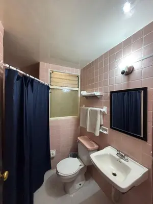 Un baño de Hotel Mesón del Rey