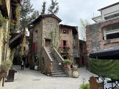 Edificio en el que se encuentra el apartamento