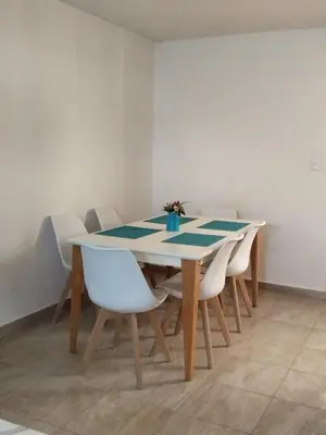 Plano de Hermosa casa familiar con terraza comoda