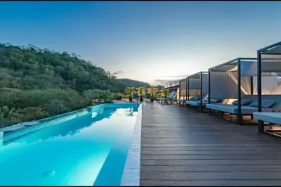 Piscina en o cerca de Estudio a pasos de playa Santa Cruz