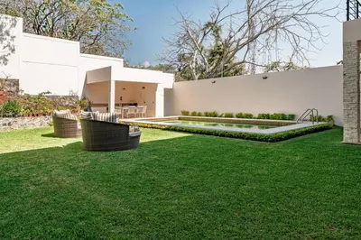 Jardín al aire libre en Charming Cuernavaca Escape Pool Serenity and Grill