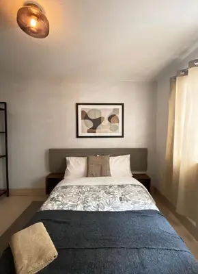 Cama o camas de una habitación en Casa Labardini Colonial Suite with Patio View 2