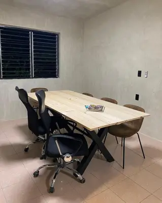 Zona business o sala de conferencias en Departamento con clima y excelente ubicación