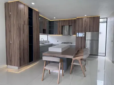 Una cocina o zona de cocina en Casa lujosa con cancha de básquet y alberca