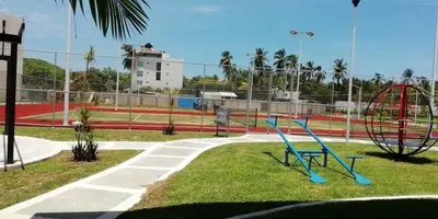 Zona de juegos infantil en ACAPULCO DIAMANTE 3 BEDROOMs EACH WITH BATHROOM, & GYM