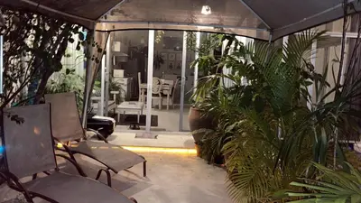 Zona de estar de fascinating loft with swimming pool