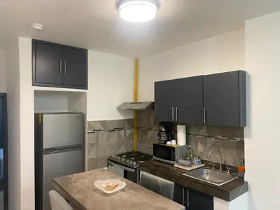 Una cocina o zona de cocina en Departamento 5 Céntrico con WiFi y estacionamiento