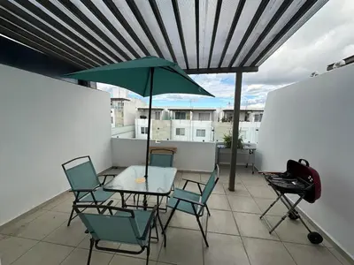 Un balcón o terraza de Casa cerca de ValQuirico y centro de Cholula