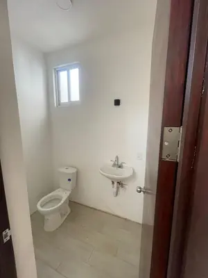 Un baño de Bonita casa de 3 Habitaciones