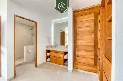 Plano de Luxury 4 BR Condo - Amazing Bay View - Pool