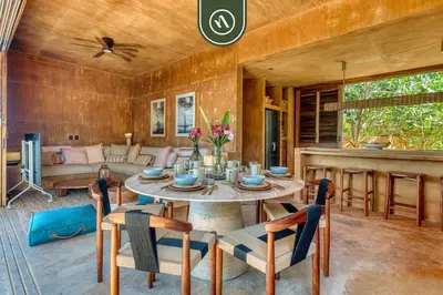 Zona de estar de Stunning Two-bedroom Ocean View House - Mazul