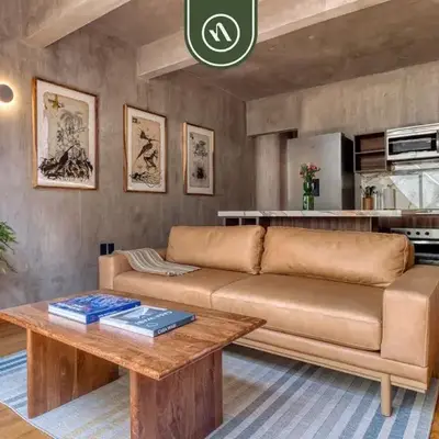 Luxury 2 BR Condo in Downtown - AC - Peaceful