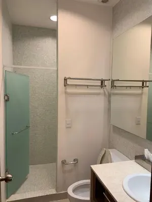 Un baño de Exclusive apartment in Mayan Lakes