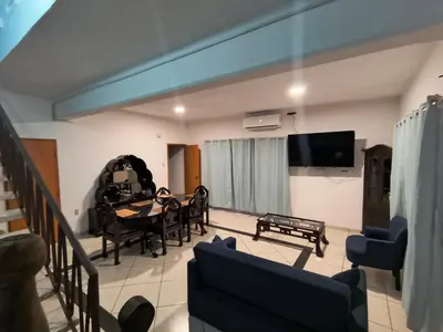 Una televisión o centro de entretenimiento en Posada de Luna 1