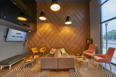 Zona de estar de City Express Plus by Marriott Ciudad de México Periférico Sur Tlalpan