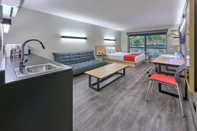 Cama o camas de una habitación en City Express Plus by Marriott Ciudad de México Periférico Sur Tlalpan