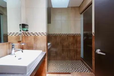 Un baño de Auto Hotel Las Maravillas