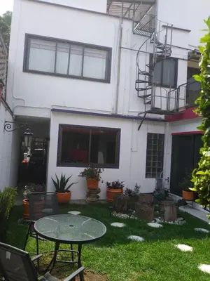 Jardín al aire libre en Colibrí B&B