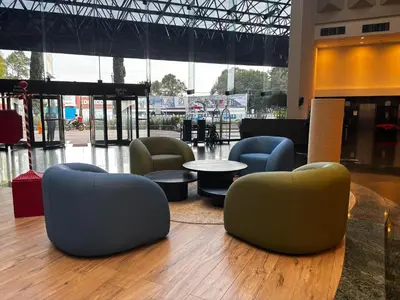 Zona de estar de Holiday Inn Mexico Dali Airport by IHG