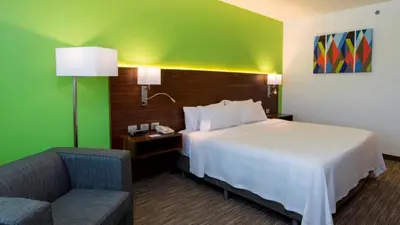 Cama o camas de una habitación en Holiday Inn Express Puebla by IHG