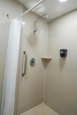 Un baño de Days Inn by Wyndham Minatitlan