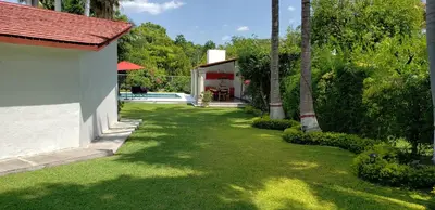 Piscina en o cerca de Casa cerca de las Estacas