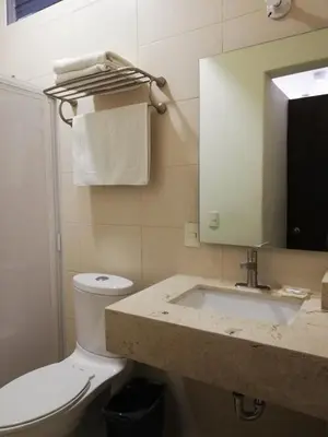 Un baño de Hotel Nonni