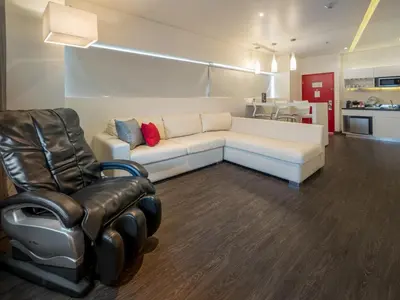 Zona de estar de Ramada Encore by Wyndham Puebla