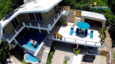 Piscina en o cerca de Casablanca Guest House - Adults Only - Starlink Internet!