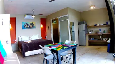 Una cocina o zona de cocina en Casablanca Guest House - Adults Only - Starlink Internet!