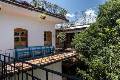 Un balcón o terraza de NaNa Vida Hotel Oaxaca