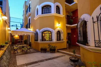Edificio en el que se encuentra el apartamento