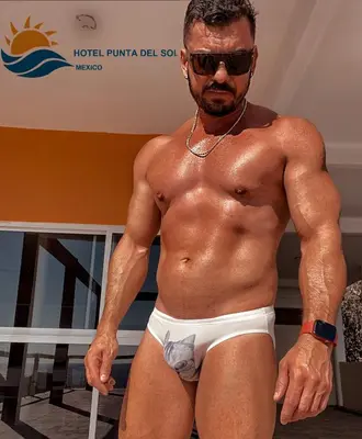 Clientes alojados en Hotel Punta del Sol