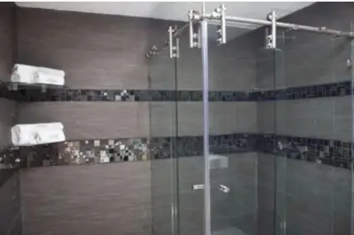 Un baño de Ananta Hotel