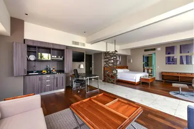 Una cocina o zona de cocina en Krystal Grand Suites Insurgentes