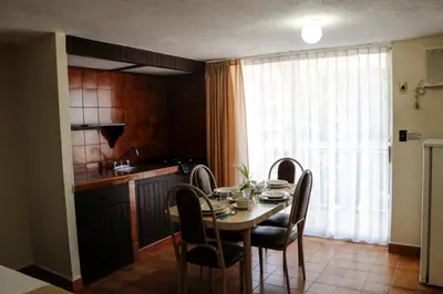 Una cocina o zona de cocina en Alba Suites Acapulco