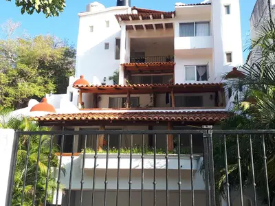 Un balcón o terraza de La Vivienda Villa