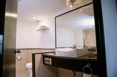 Un baño de Hotel Clara Luna