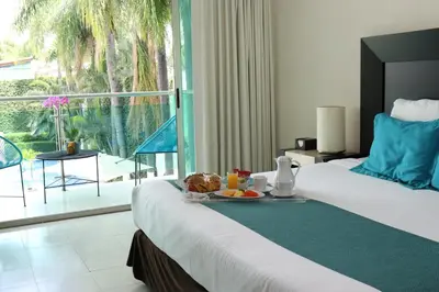 Comida en o cerca de este hotel