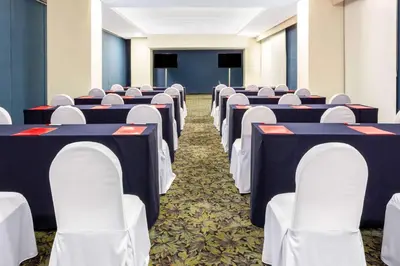 Zona business o sala de conferencias en Ramada Plaza by Wyndham Veracruz Boca del Rio