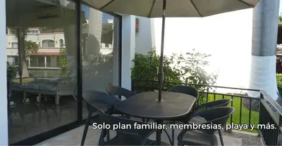 Un balcón o terraza de Villa Privada ubicada en el campo de Golf del Hotel Vidanta Mayan Palace