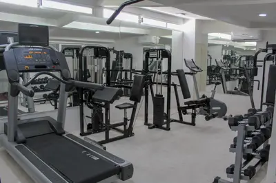 Gimnasio o instalaciones de fitness de Hotel Marina Resort & Beach Club