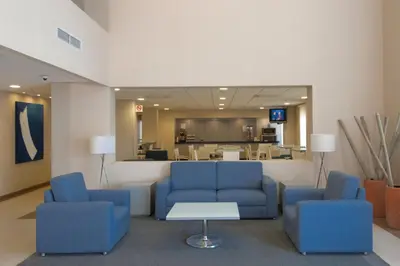 Zona de estar de City Express by Marriott Puebla Angelopolis